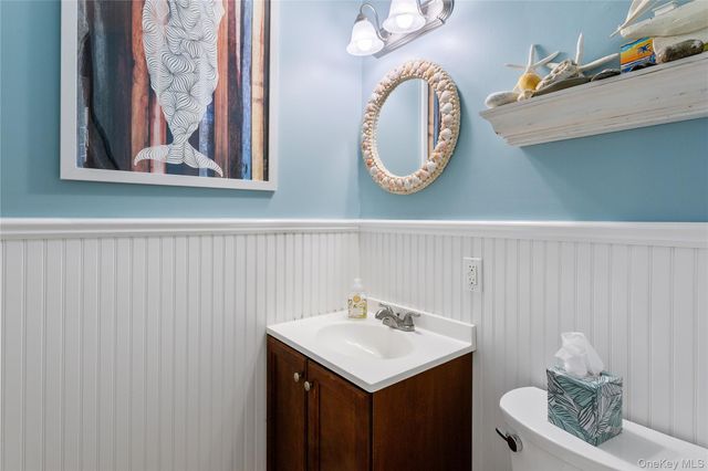 100 Baker Court 85, Island Park, NY 11558