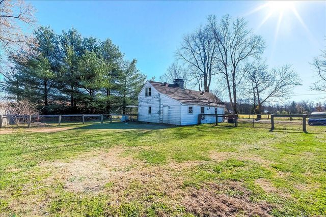 192 Switzer Road, Frankfort, KY 40601