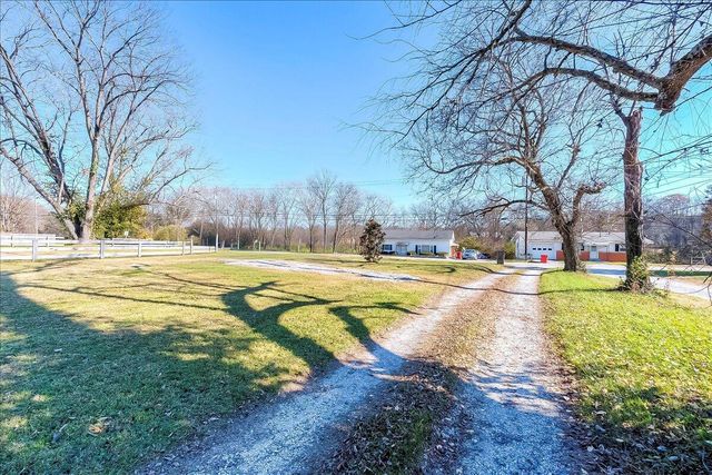 192 Switzer Road, Frankfort, KY 40601