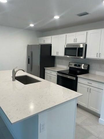 6737 Broadwater Lane, Lake Worth, FL 33467