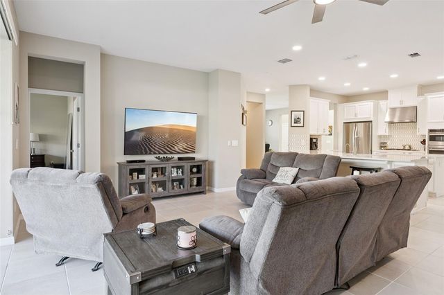 3040 HIGH POINTE STREET, Clermont, FL 34711