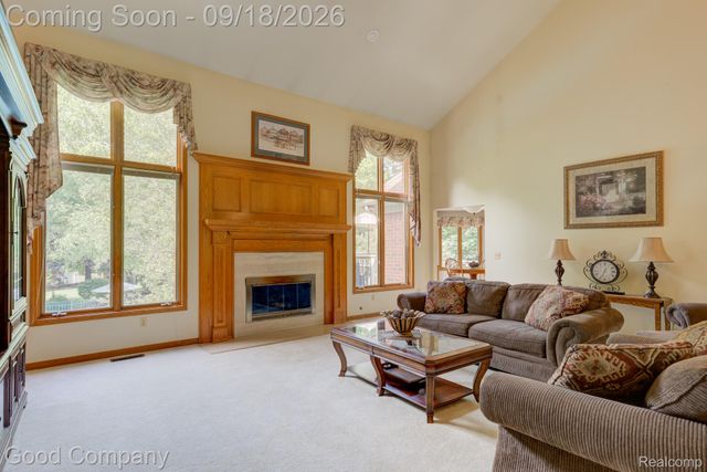 68367 Copperwood Drive, Washington Township, MI 48095