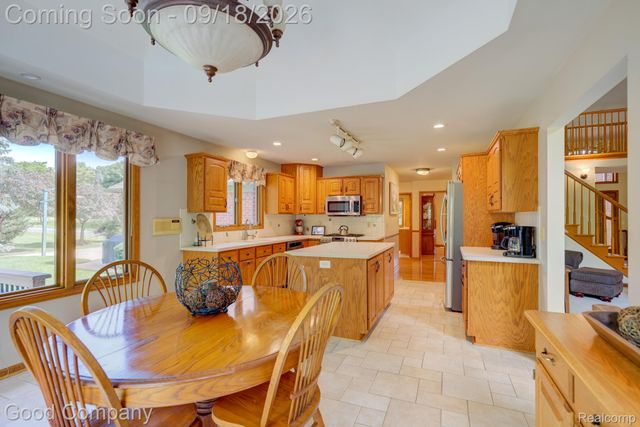 68367 Copperwood Drive, Washington Township, MI 48095