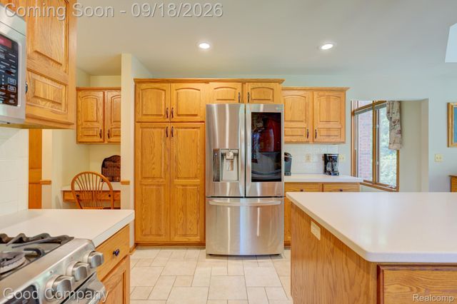 68367 Copperwood Drive, Washington Township, MI 48095