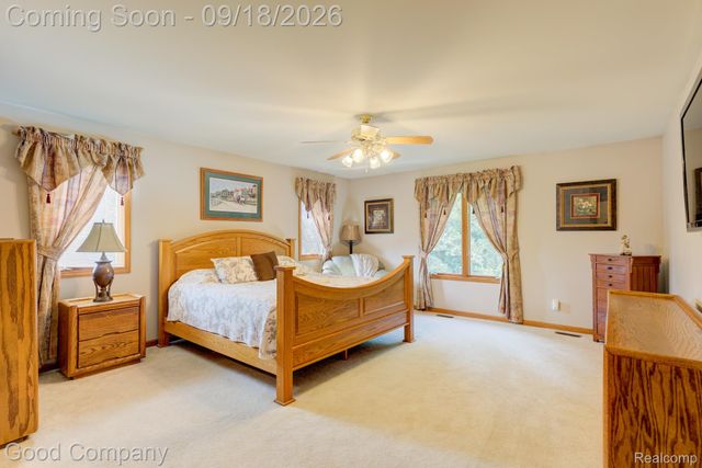 68367 Copperwood Drive, Washington Township, MI 48095