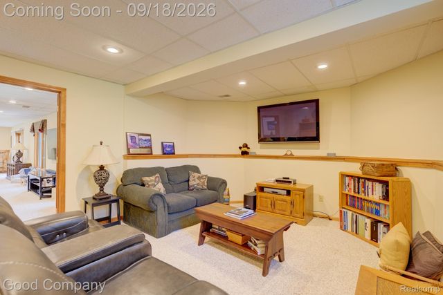 68367 Copperwood Drive, Washington Township, MI 48095