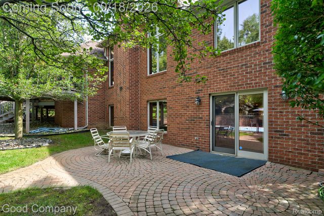 68367 Copperwood Drive, Washington Township, MI 48095