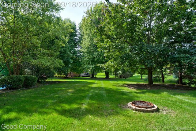 68367 Copperwood Drive, Washington Township, MI 48095