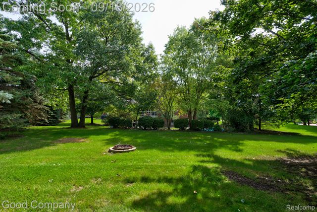 68367 Copperwood Drive, Washington Township, MI 48095