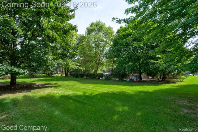 68367 Copperwood Drive, Washington Township, MI 48095