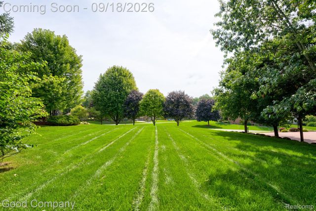 68367 Copperwood Drive, Washington Township, MI 48095
