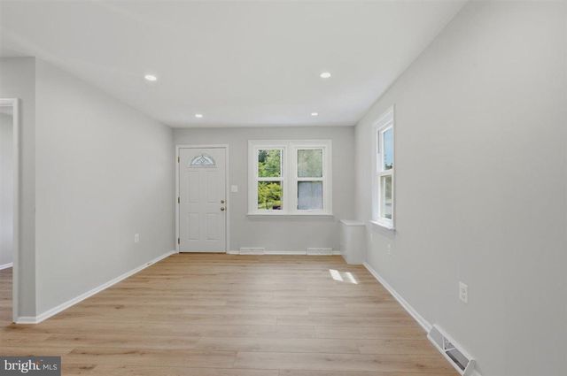 1803 LINCOLN DR, Annapolis, MD 21401