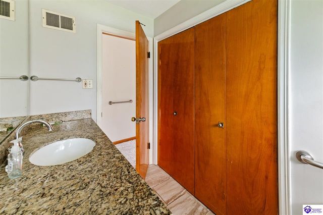 3616 Brendenwood Road, Louisville, KY 40272