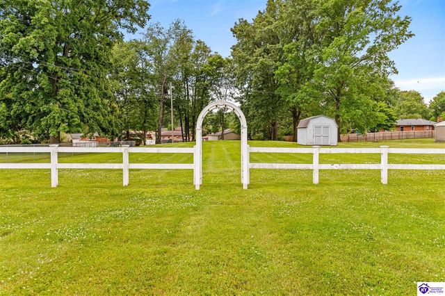 3616 Brendenwood Road, Louisville, KY 40272