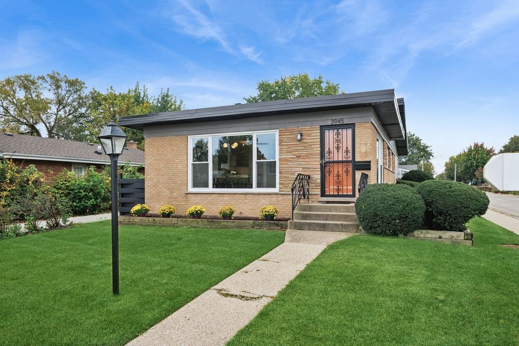 3945 Birchwood Avenue, Skokie, IL 60076 — exterior