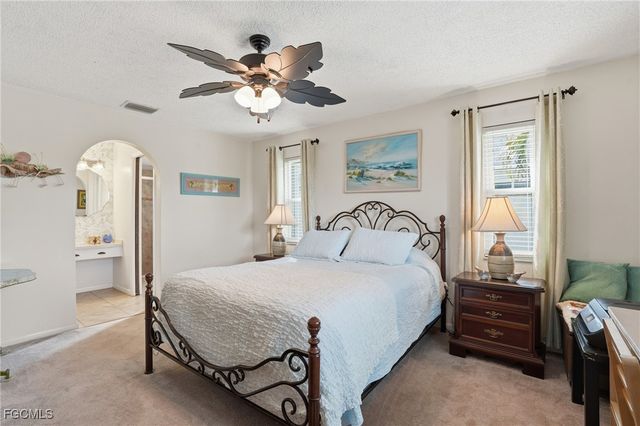 1411 NE 19th TER, Cape Coral, FL 33909