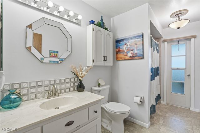 1411 NE 19th TER, Cape Coral, FL 33909