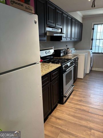 6354 Shannon Parkway 30E, Union City, GA 30291