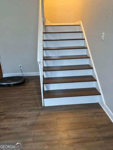 6354 Shannon Parkway 30E, Union City, GA 30291