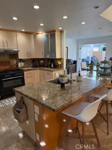 377 MAGNOLIA Drive, Laguna Beach, CA 92651