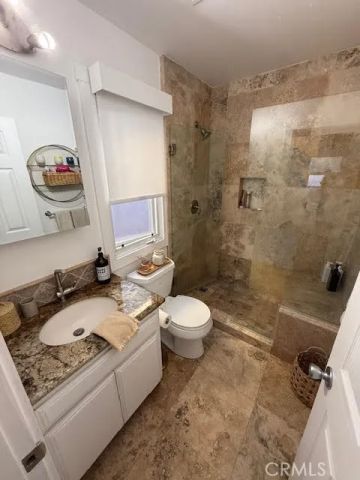 377 MAGNOLIA Drive, Laguna Beach, CA 92651