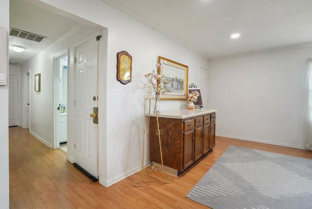 208 Auburn Avenue, Somerset, KY 42503