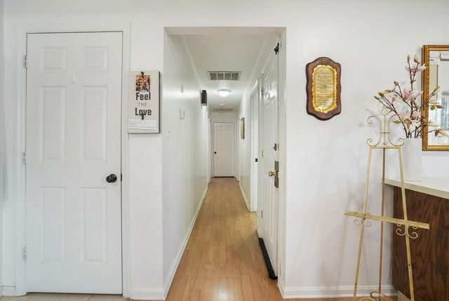 208 Auburn Avenue, Somerset, KY 42503