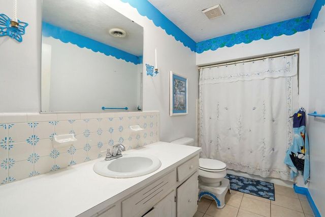 208 Auburn Avenue, Somerset, KY 42503