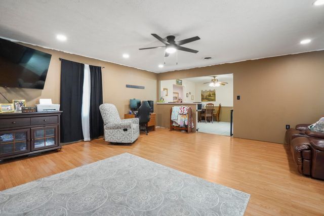 208 Auburn Avenue, Somerset, KY 42503