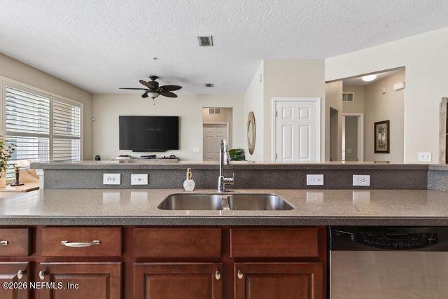 13364 BEACH Boulevard 401, Jacksonville, FL 32224