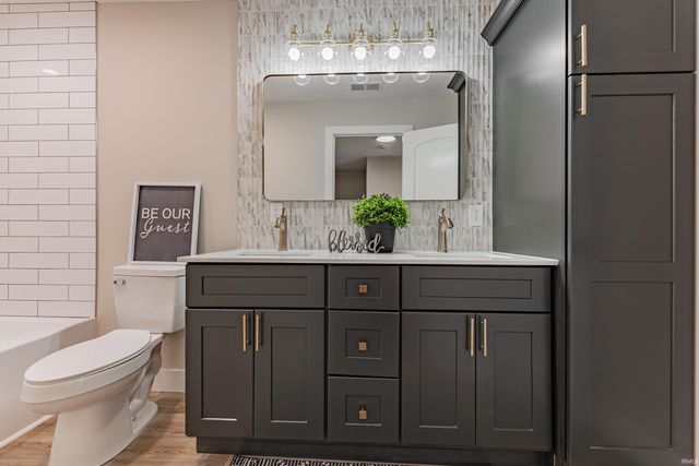 315 Brookview Drive, Evansville, IN 47711