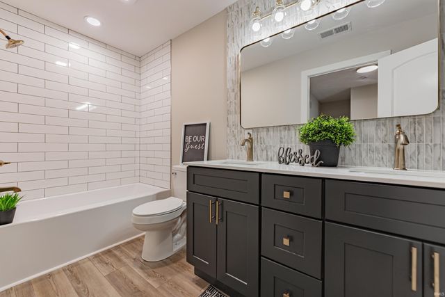 315 Brookview Drive, Evansville, IN 47711