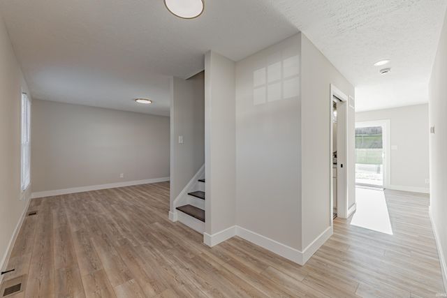 315 Brookview Drive, Evansville, IN 47711