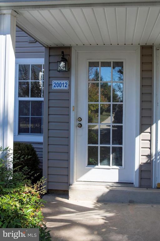 20012 BEACON HILL DR, Southampton, PA 18966