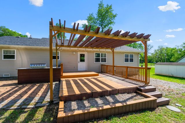 502 W Mill Street, Ash Grove, MO 65604