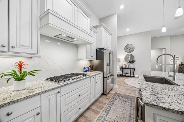 5918 Vineyard Creek Lane, Porter, TX 77365