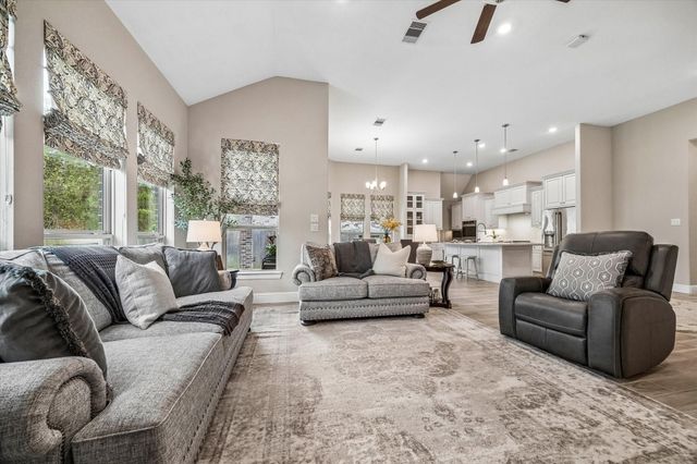 5918 Vineyard Creek Lane, Porter, TX 77365