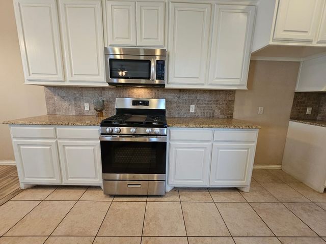 604 NE Ave E Place, Andrews, TX 79714