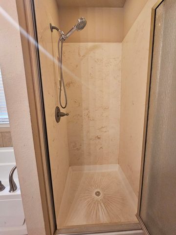 604 NE Ave E Place, Andrews, TX 79714