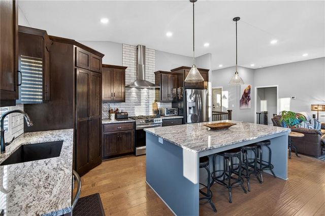 3213 SE Mill Creek Lane, Lee's Summit, MO 64063