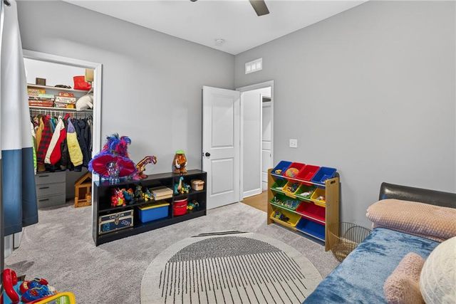 3213 SE Mill Creek Lane, Lee's Summit, MO 64063