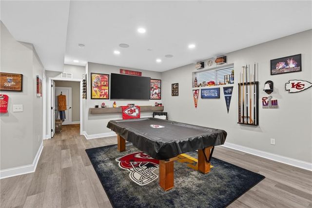 3213 SE Mill Creek Lane, Lee's Summit, MO 64063