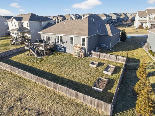 3213 SE Mill Creek Lane, Lee's Summit, MO 64063