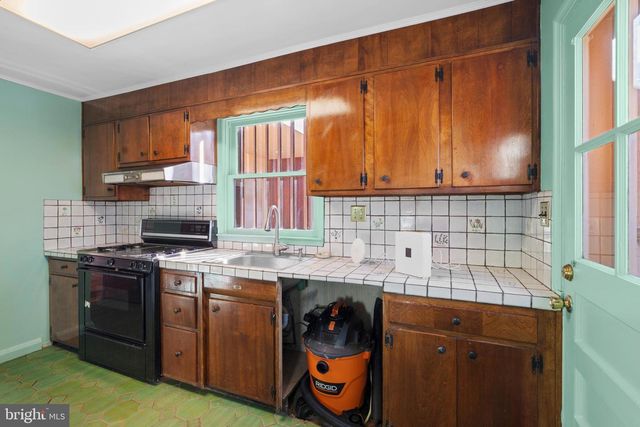 1213 TRAPPE LN, Riderwood, MD 21139