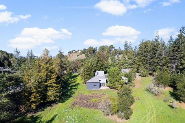 27600 Altamont Road, Los Altos Hills, CA 94022