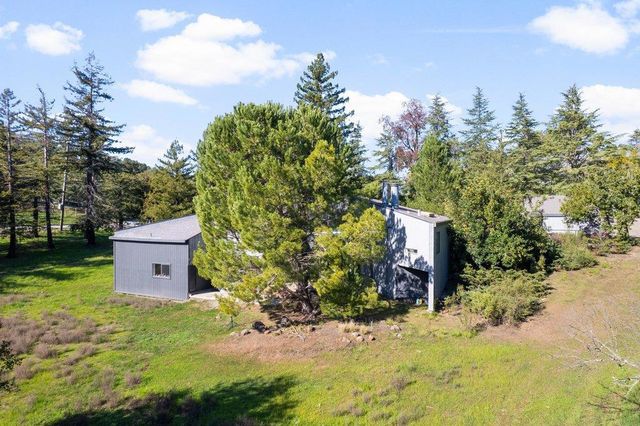 27600 Altamont Road, Los Altos Hills, CA 94022