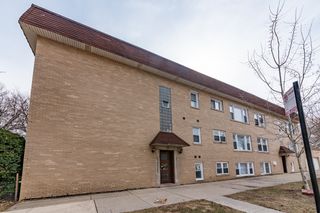 3058 N Kostner Avenue 1E, Chicago, IL 60641