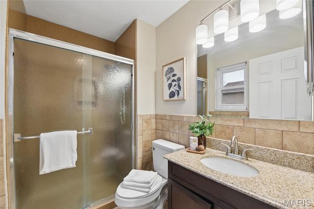 847 Weatherwood Drive, Manchester, MO 63021