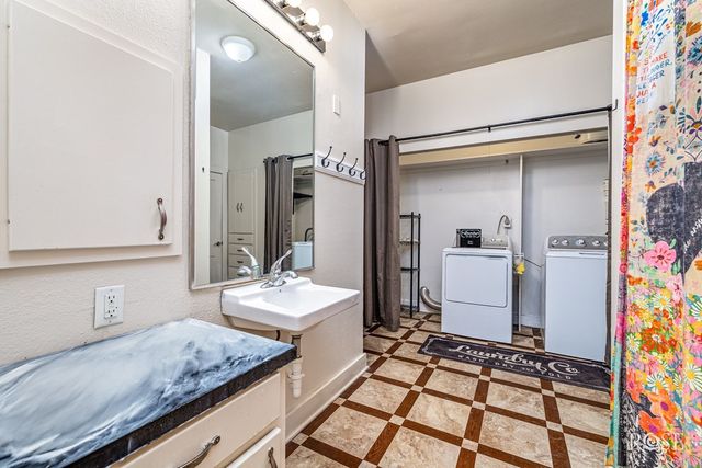 423 S Washington Drive, San Angelo, TX 76901