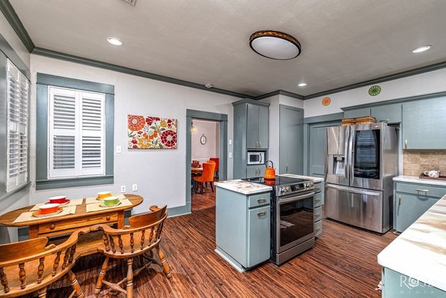 423 S Washington Drive, San Angelo, TX 76901